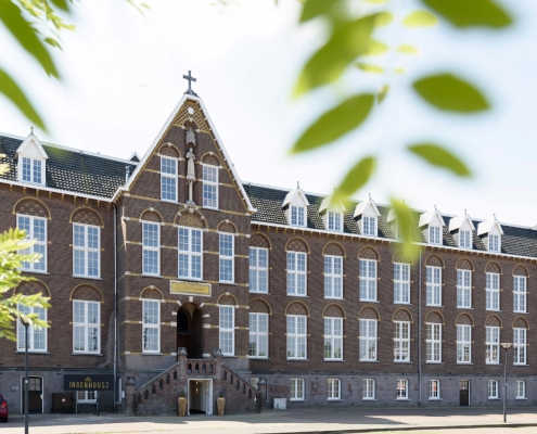 Kan een afbeelding zijn van buitenshuis